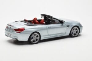 BMW M6 F12 Kabrió Silverstone Ezüst II Paragon 1:18 80432253656 Fém – 3. kép a 8-ből