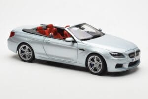 BMW M6 F12 Kabrió Silverstone Ezüst II Paragon 1:18 80432253656 Fém – 6. kép a 8-ből