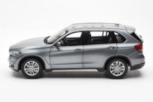 BMW X5 F15 Space Szürke Paragon 1:18 80432318988 Fém – 4. kép a 8-ből
