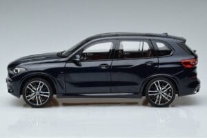 BMW X5 G05 Kék Norev 1:18 183283 Fém – 4. kép a 7-ből
