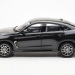 BMW X6 M F86 Sapphire Fekete Metallic Norev 1:18 - image 4 of 8