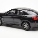 BMW X6 M F86 Sapphire Fekete Metallic Norev 1:18 - image 7 of 8
