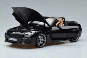 BMW Z4 G29 Fekete Metál Norev 1:18 183272 Fém – 2. kép a 7-ből