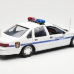 Chevrolet Caprice Cheyenne Rendőrség UT Models 1:18 - image 2 of 6