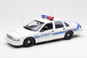 Chevrolet Caprice Sebring Rendőrség UT Models 1:18