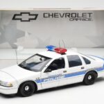Chevrolet Caprice Sebring Rendőrség UT Models 1:18 - image 6 of 6
