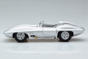 Chevrolet Corvette C1 Stingray Concept AUTOart 1:18 71000 Fém – 5. kép a 8-ből