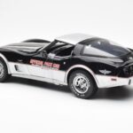 Chevrolet Corvette C3 Pace Car Indianapolis 500 1978 UT Models 1:18 - image 5 of 6