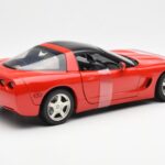 Chevrolet Corvette C5 Hardtop Piros UT Models 1:18 - image 2 of 6