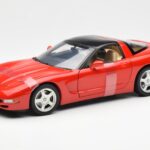 Chevrolet Corvette C5 Hardtop Piros UT Models 1:18
