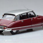 Citroen DS23 Pallas Piros Norev 1:18 - image 3 of 7