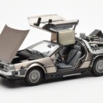 DeLorean DMC-12 Time Machine Back to the Future Ezüst Sun Star 1:18 - image 8 of 8