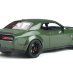 Dodge Challenger R/T SCAT Pack Widebody Zöld GT Spirit 1:18 - image 2 of 5