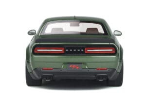 Dodge Challenger R/T SCAT Pack Widebody Zöld GT Spirit 1:18 GT815 Gyanta – 5. kép a 5-ből