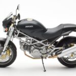 Ducati Monster M900 Fekete Minichamps 1:12