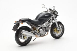 Ducati Monster M900 Fekete Minichamps 1:12 122120101 Fém – 3. kép a 4-ből