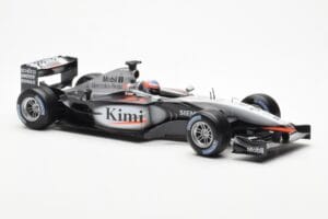 McLaren MP4/17D #6 K. Raikkonen F1 2003 Hot Wheels 1:18 B1650 Fém – 6. kép a 6-ből