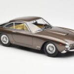 Ferrari 250 GT Lusso Barna Metál KK-Scale 1:18 181023 - image 4 of 6