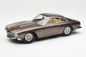 Ferrari 250 GT Lusso Barna Metál KK-Scale 1:18 181023