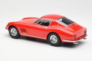 Ferrari 275 GTB Piros CMR 1:18 CMR033 Fém – 5. kép a 6-ből