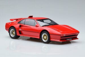 Ferrari 308 Koenig Specials Piros GT Spirit 1:18 GT281 Gyanta – 4. kép a 6-ből