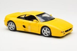 Ferrari F355 Berlinetta Sárga UT Models 1:18 180074021 Fém – 4. kép a 6-ből