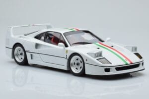 Ferrari F40 Gyöngyház Fehér Italy Kyosho 1:18 08416PWT-G Fém – 6. kép a 8-ből