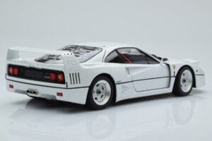 Ferrari F40 Gyöngyház Fehér Kyosho 1:18 08416PW-G Fém – 3. kép a 8-ből