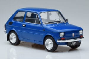 Fiat 126P Kék MCG 1:18 MCG18324 Fém – 4. kép a 6-ből