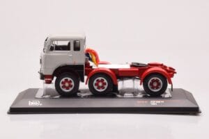 Fiat 690 T1 Fehér IXO 1:43 TR176