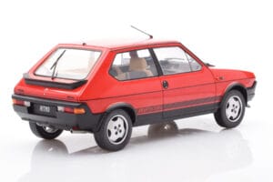 Fiat Ritmo TC 125 Abarth Piros MCG 1:18 MCG18416 Fém – 2. kép a 6-ből