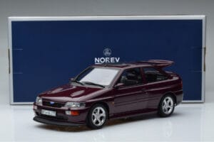 Ford Escort RS Cosworth Lila Norev 1:18 182778 Fém – 6. kép a 6-ből