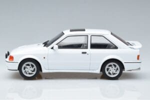 Ford Escort Mk4 RS Turbo S Fehér MCG 1:18 MCG18271 Fém – 3. kép a 6-ből