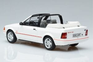 Ford Escort Mk4 XR3i Kabrió Otto 1:18 OT398 Gyanta – 5. kép a 6-ből