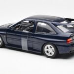 Ford Escort RS Cosworth Kék Metallic UT Models 1:18 180082101-R1 - image 4 of 6