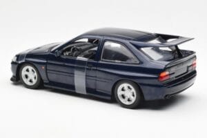 Ford Escort RS Cosworth Kék Metallic UT Models 1:18 180082101-R1 Fém – 4. kép a 6-ből