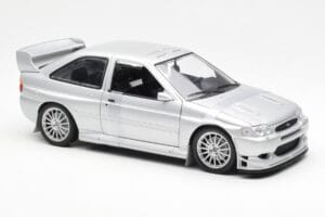 Ford Escort RS Cosworth Utcai Változat Ezüst UT Models 1:18 22706 Fém – 6. kép a 6-ből