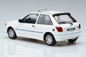 Ford Fiesta Mk3 XR2i Otto 1:18 OT967 Gyanta – 5. kép a 6-ből