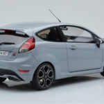 Ford Fiesta ST2000 Szürke Otto 1:18 - image 2 of 6