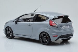 Ford Fiesta ST2000 Szürke Otto 1:18 OT985 Gyanta – 5. kép a 6-ből