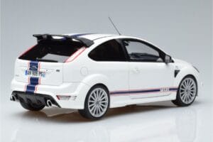Ford Focus RS Mk2 Le Mans Fehér Otto 1:18 OT1009 Gyanta – 2. kép a 6-ből
