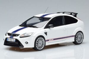 Ford Focus RS Mk2 Le Mans Fehér Otto 1:18 OT1009 Gyanta