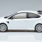 Ford Focus RS Mk2 Fehér Otto 1:18 OT977 Gyanta - image 3 of 6