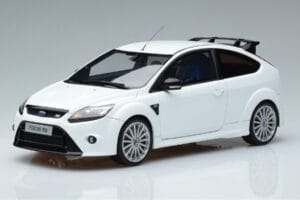 Ford Focus RS Mk2 Fehér Otto 1:18 OT977 Gyanta