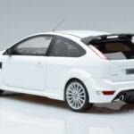 Ford Focus RS Mk2 Fehér Otto 1:18 OT977 Gyanta - image 5 of 6
