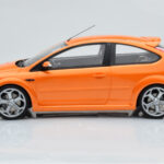 Ford Focus Mk2 ST 2.5 Electric Narancssárga Otto 1:18 - image 3 of 6