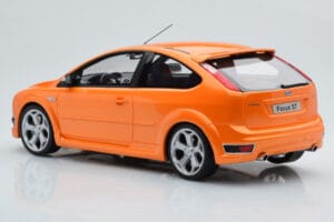 Ford Focus Mk2 ST 2.5 Electric Narancssárga Otto 1:18 OT961 Gyanta – 5. kép a 6-ből