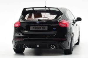 Ford Focus RS Mk3 Fekete Otto 1:18 OT950 Gyanta – 7. kép a 8-ből