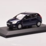 Ford Fusion Kék Minichamps 1:43 - image 2 of 4