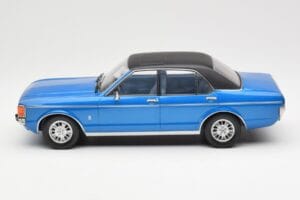 Ford Granada Mk1 Metál Kék Matt Fekete MCG 1:18 MCG18394 Fém – 3. kép a 6-ből